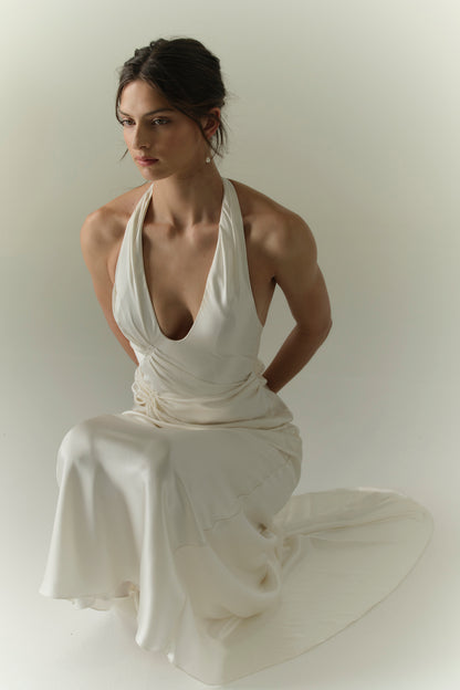 Alexe Gown
